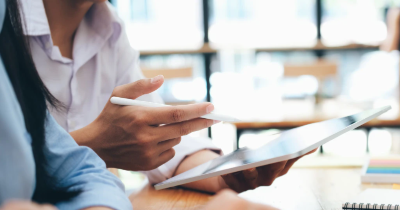 如何為校園選擇優(yōu)質地板？